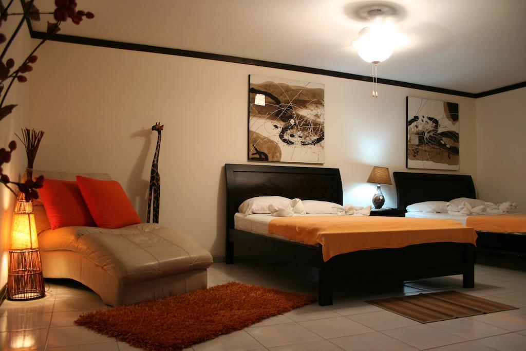 Tuanis Aparthotel Jaco Room photo