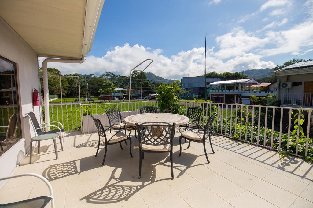 Tuanis Aparthotel Jaco Exterior photo